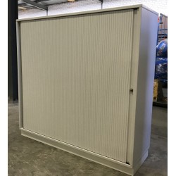 Rollladenschrank 160x4OH